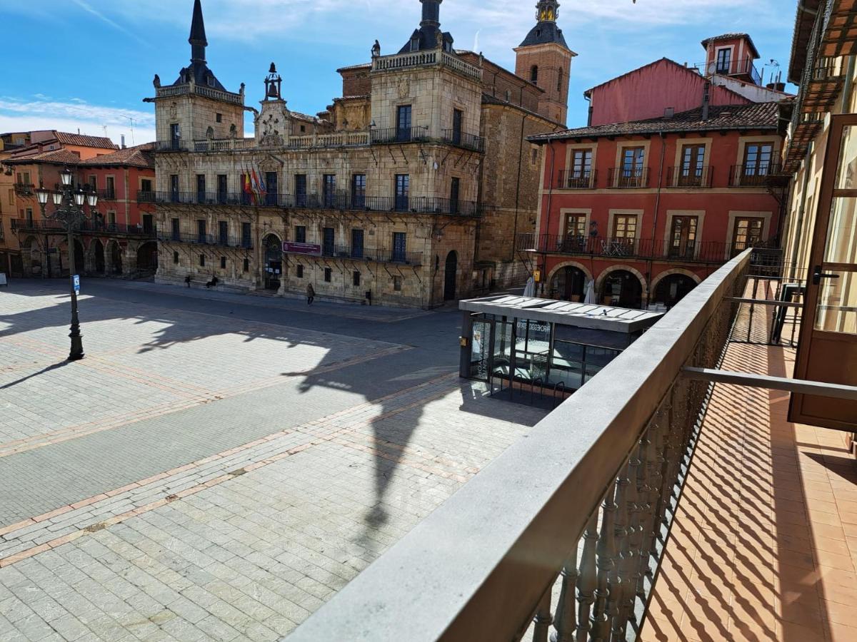 Feeling Home Plaza Mayor Leon Bagian luar foto